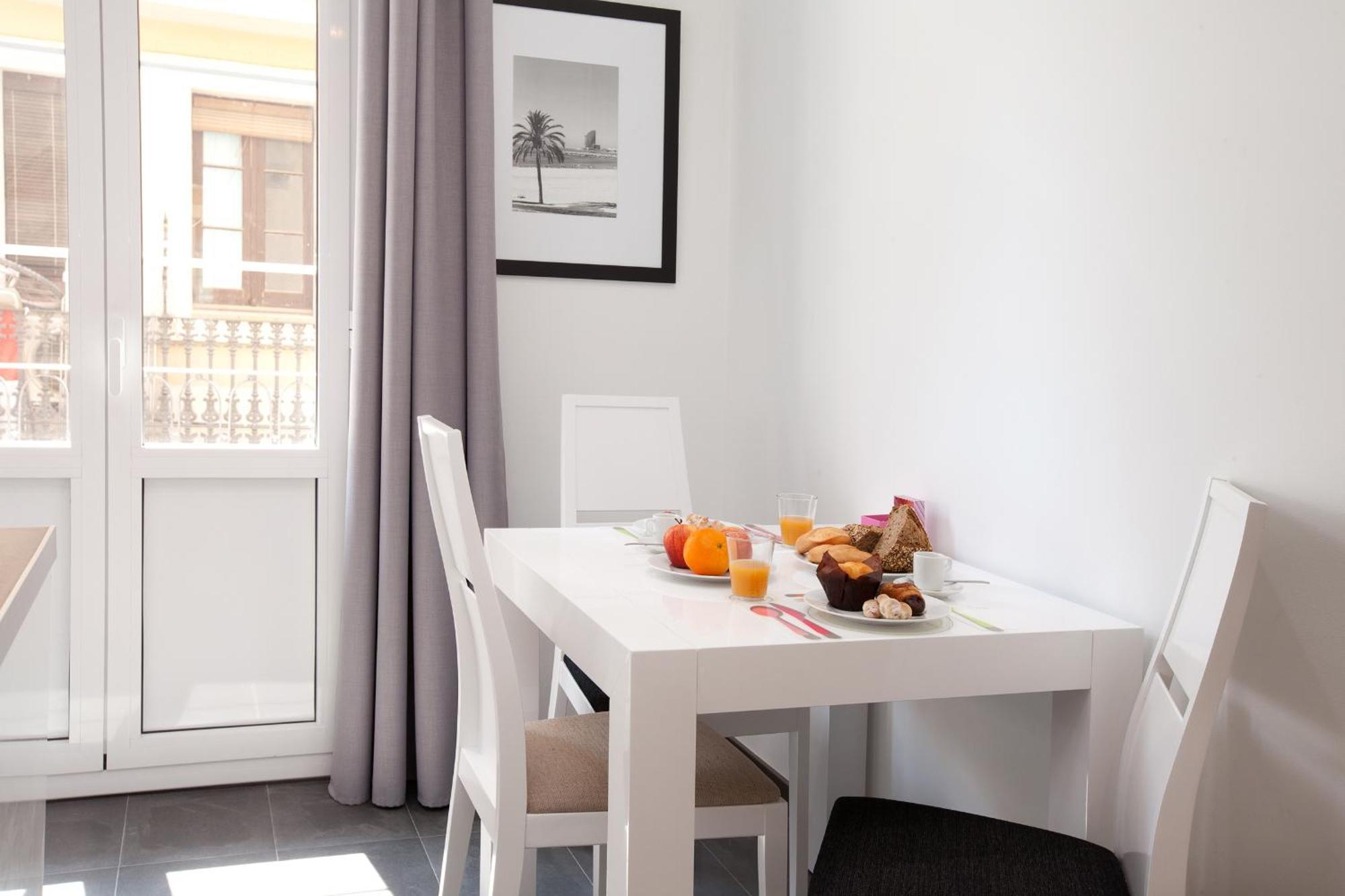 Barnapartments Basic Gracia Barcelona Phòng bức ảnh