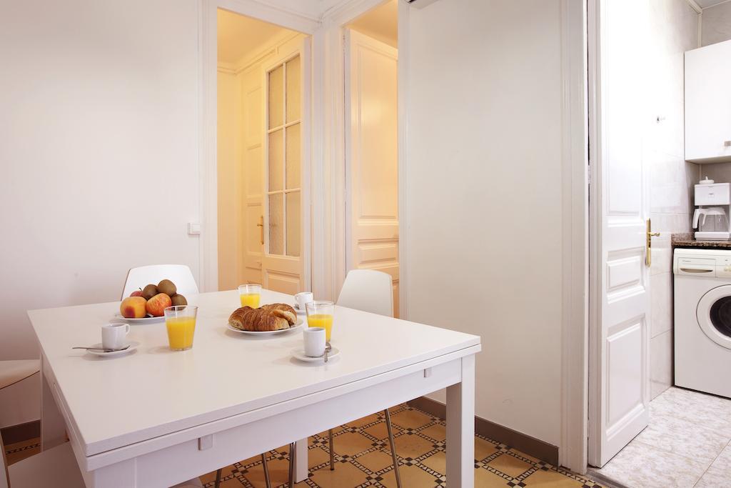 Barnapartments Basic Gracia Barcelona Ngoại thất bức ảnh