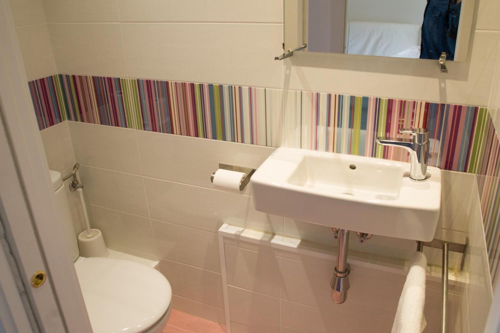 Barnapartments Basic Gracia Barcelona Ngoại thất bức ảnh