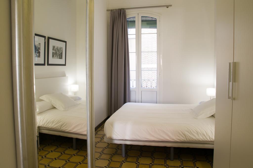 Barnapartments Basic Gracia Barcelona Ngoại thất bức ảnh