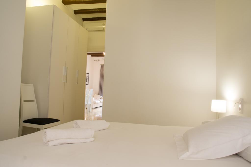 Barnapartments Basic Gracia Barcelona Ngoại thất bức ảnh