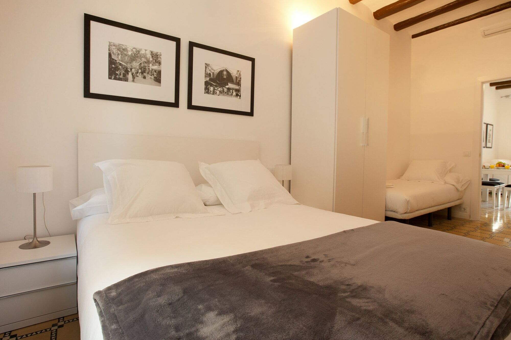 Barnapartments Basic Gracia Barcelona Ngoại thất bức ảnh